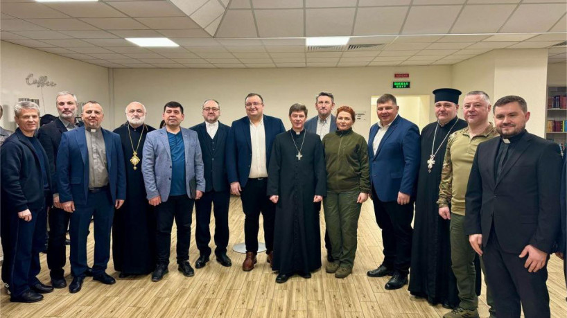 Secretariat of the UCCRO Meeting Held in Kyiv and Waterproof New Testament Presented